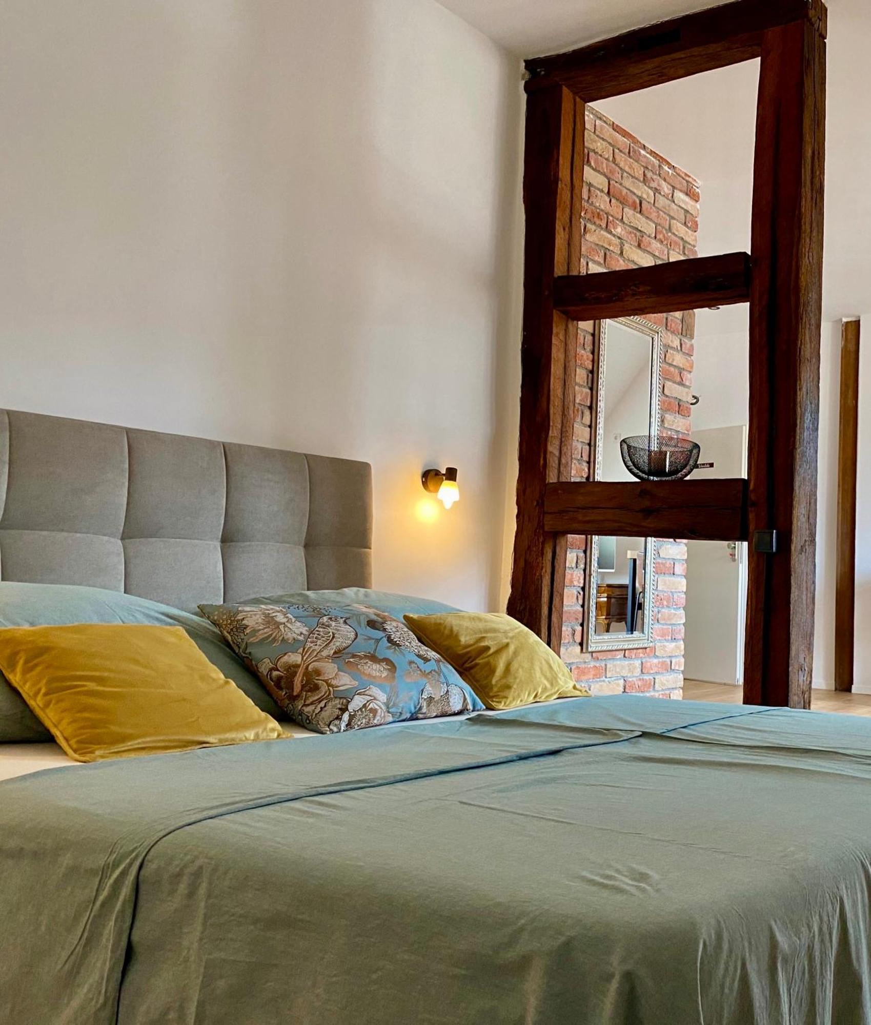 Sonnenhof 1737 - Ferienzimmer & Apartments Barbelroth المظهر الخارجي الصورة